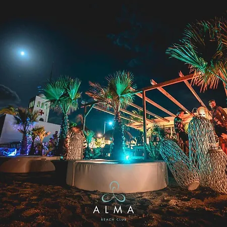 Marea Nova Vera Playa